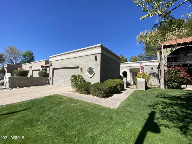 MLS: 6196440 Condo For Sale