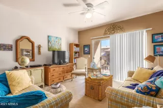 Photo #2: 6196501 Listing