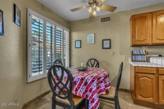 Photo #6: 6196615 Listing