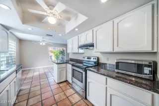 Photo #6: 6196721 Listing