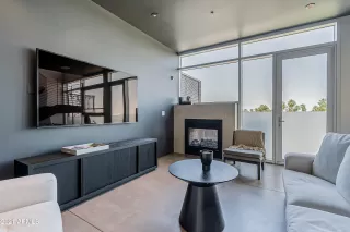 Photo #6: 6196754 Listing 