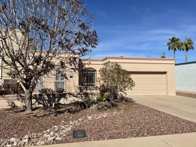 MLS: 6196790 Condo For Sale