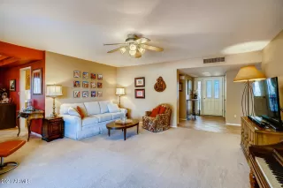 Photo #6: 6196790 Listing