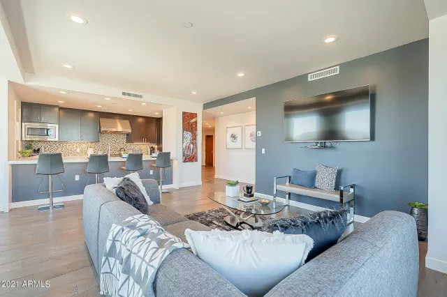 MLS: 6196898 Condo For Sale