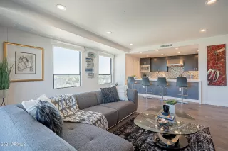 Photo #1: 6196898 Listing