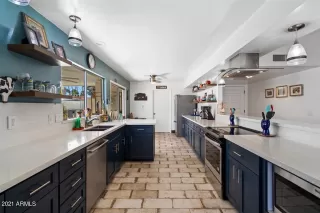 Photo #1: 6196930 Listing 