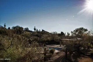 Photo #4: 6197158 Listing