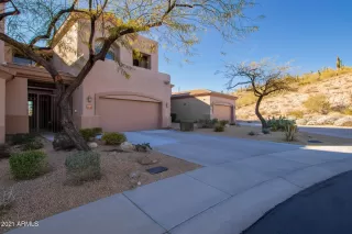 Photo #2: 6197213 Listing 