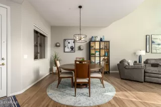 Photo #6: 6197213 Listing 