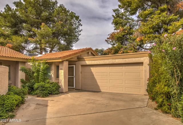 MLS: 6197238 Condo For Sale