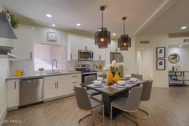 MLS: 6197307 Condo For Sale