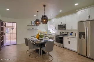 Photo #3: 6197307 Listing