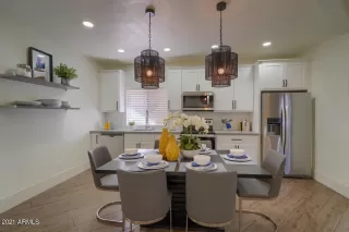 Photo #5: 6197307 Listing