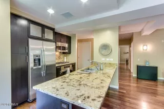 Photo #2: 6197308 Listing 