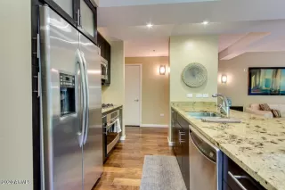 Photo #3: 6197308 Listing 