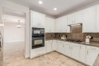 Photo #2: 6197668 Listing 