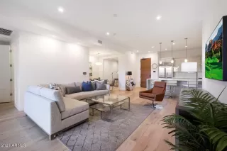 Photo #1: 6197702 Listing 