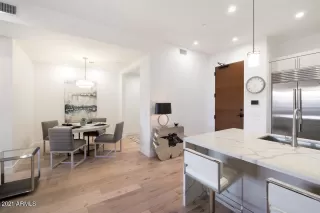 Photo #4: 6197702 Listing 