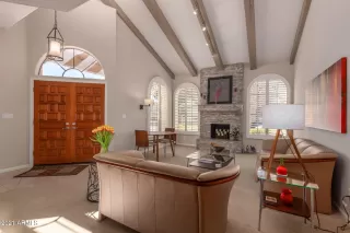Photo #3: 6197925 Listing