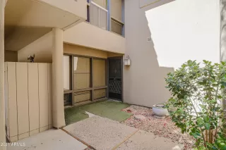 Photo #4: 6197972 Listing