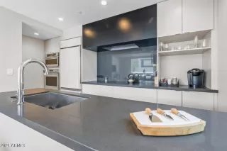 Photo #5: 6197984 Listing