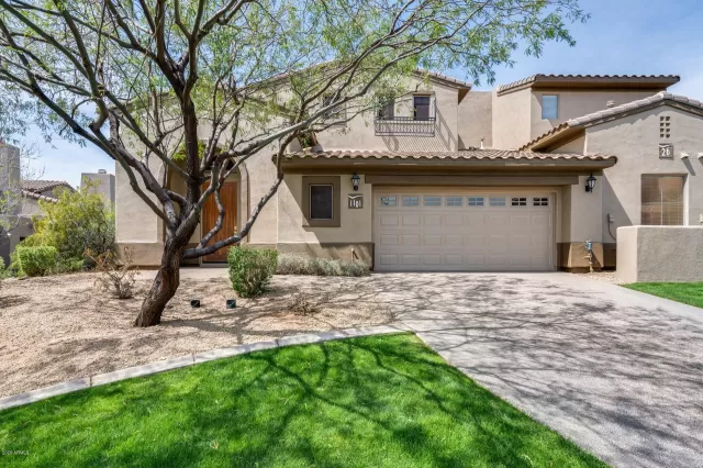 MLS: 6197991 Condo For Sale