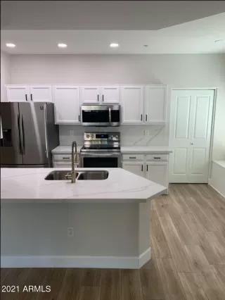 Photo #3: 6198270 Listing 
