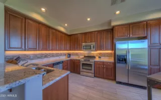 Photo #6: 6198344 Listing