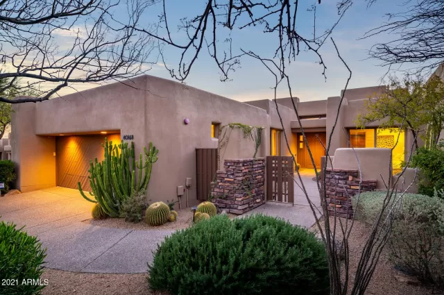 MLS: 6198375 Condo For Sale