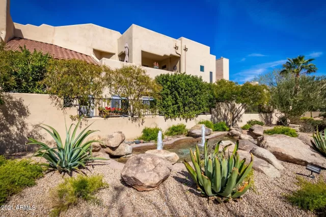 MLS: 6198438 Condo For Sale