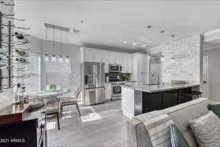 Photo #4: 6198474 Listing