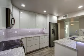 Photo #4: 6198512 Listing