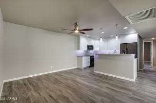 Photo #5: 6198512 Listing