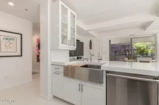 Photo #2: 6198673 Listing 