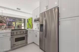 Photo #3: 6198673 Listing 