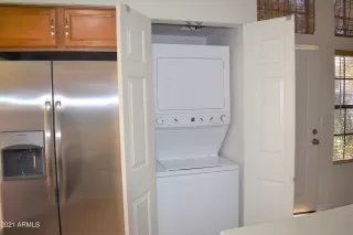 Photo #5: 6198702 Listing