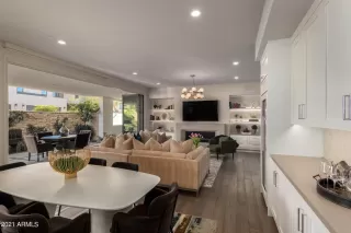 Photo #2: 6198741 Listing