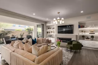 Photo #3: 6198741 Listing