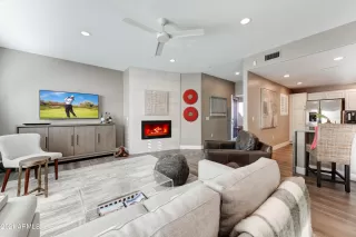 Photo #4: 6198777 Listing