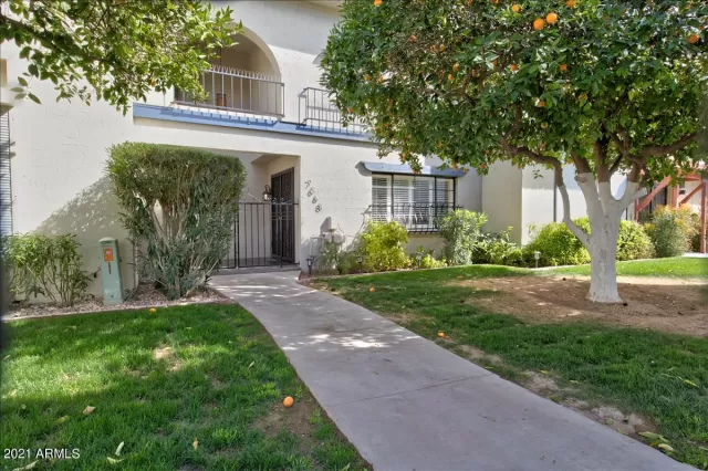 MLS: 6198823 Condo For Sale