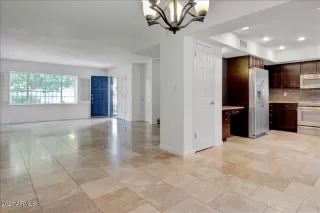 Photo #5: 6198823 Listing 