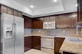 Photo #6: 6198823 Listing 