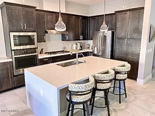 Photo #1: 6198854 Listing 