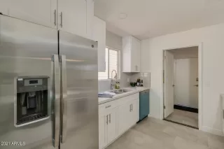 Photo #3: 6198860 Listing