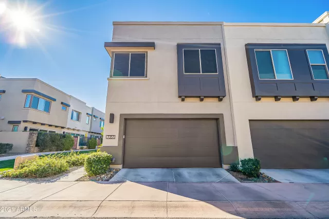 MLS: 6198908 Condo For Sale