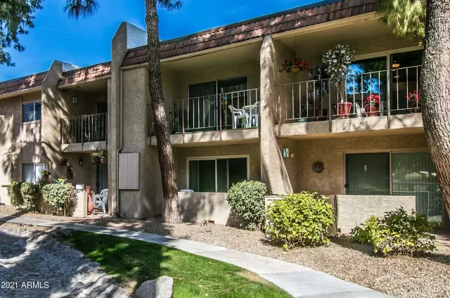 MLS: 6198955 Condo For Sale