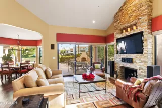 Photo #4: 6199006 Listing