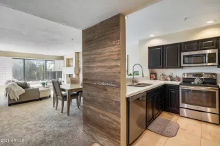 Photo #1: 6199052 Listing