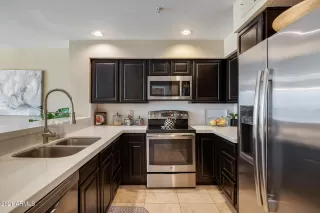 Photo #3: 6199052 Listing