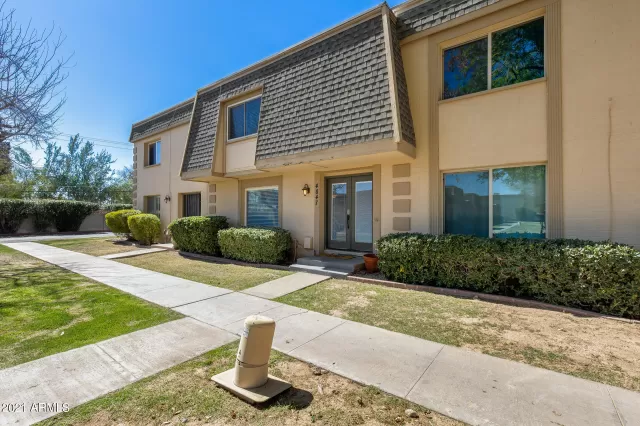 MLS: 6199080 Condo For Sale